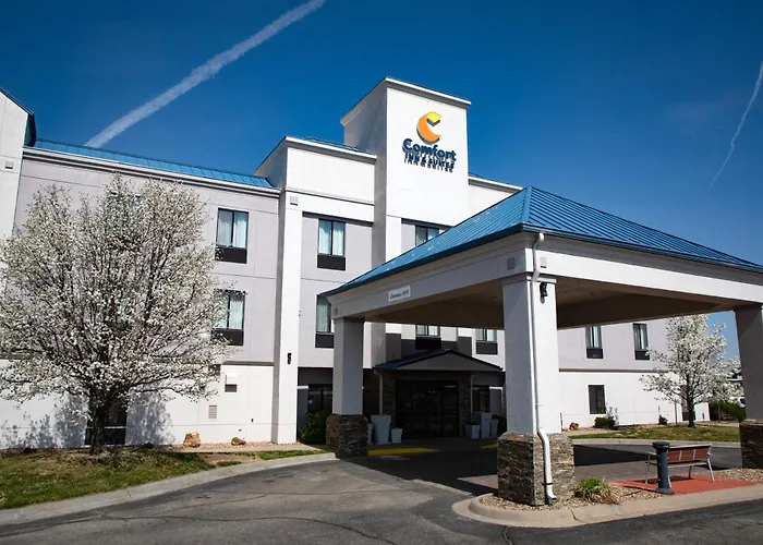 Comfort Inn & Suites