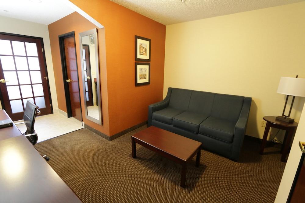 Hotel Comfort & 3*