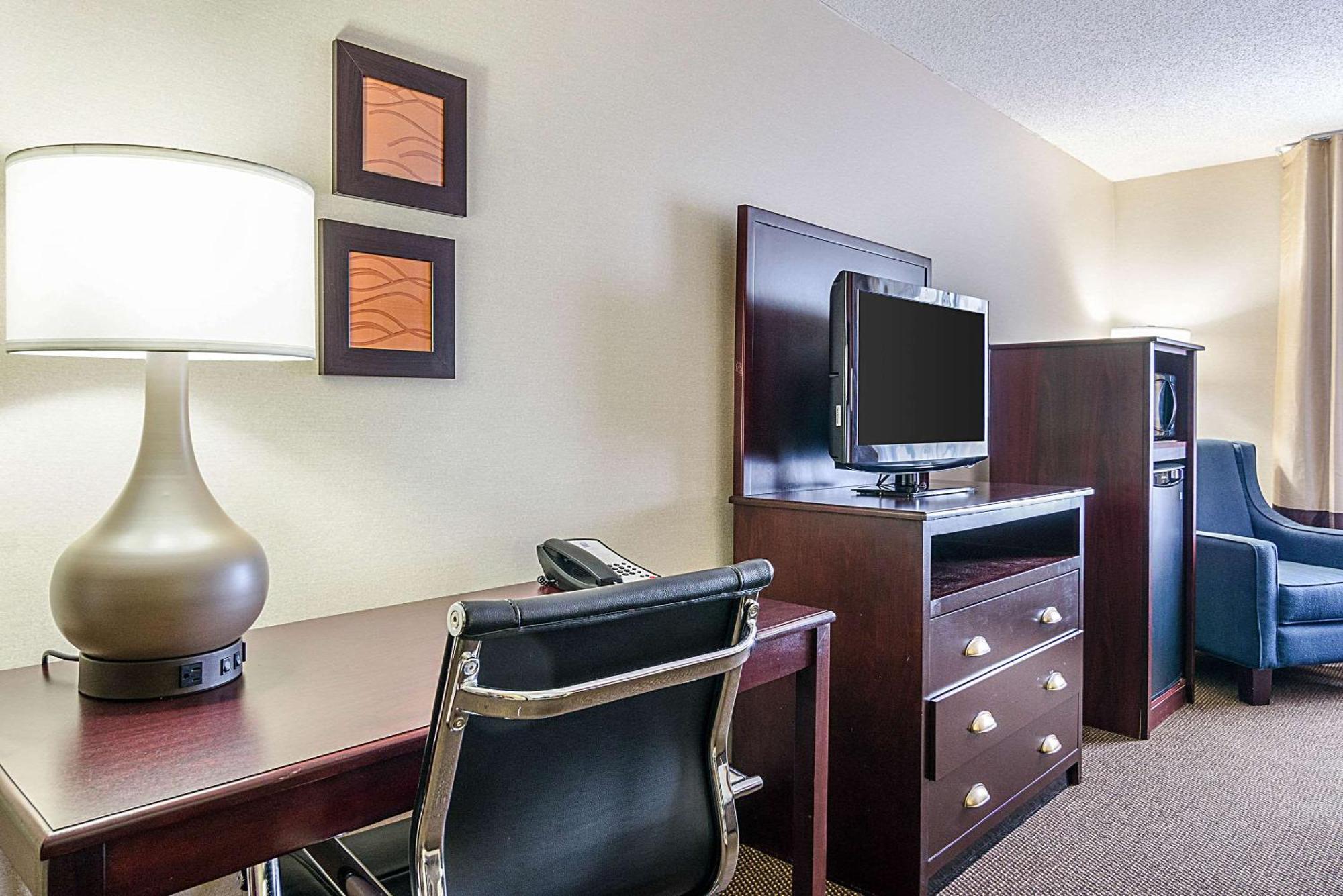 Hotel Comfort & 3*