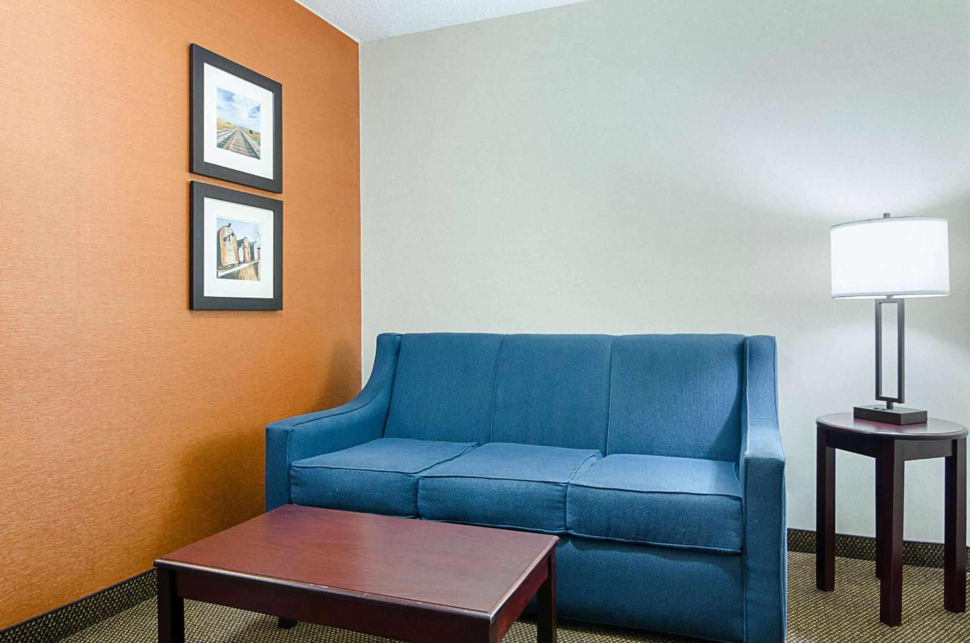 Hotel Comfort &