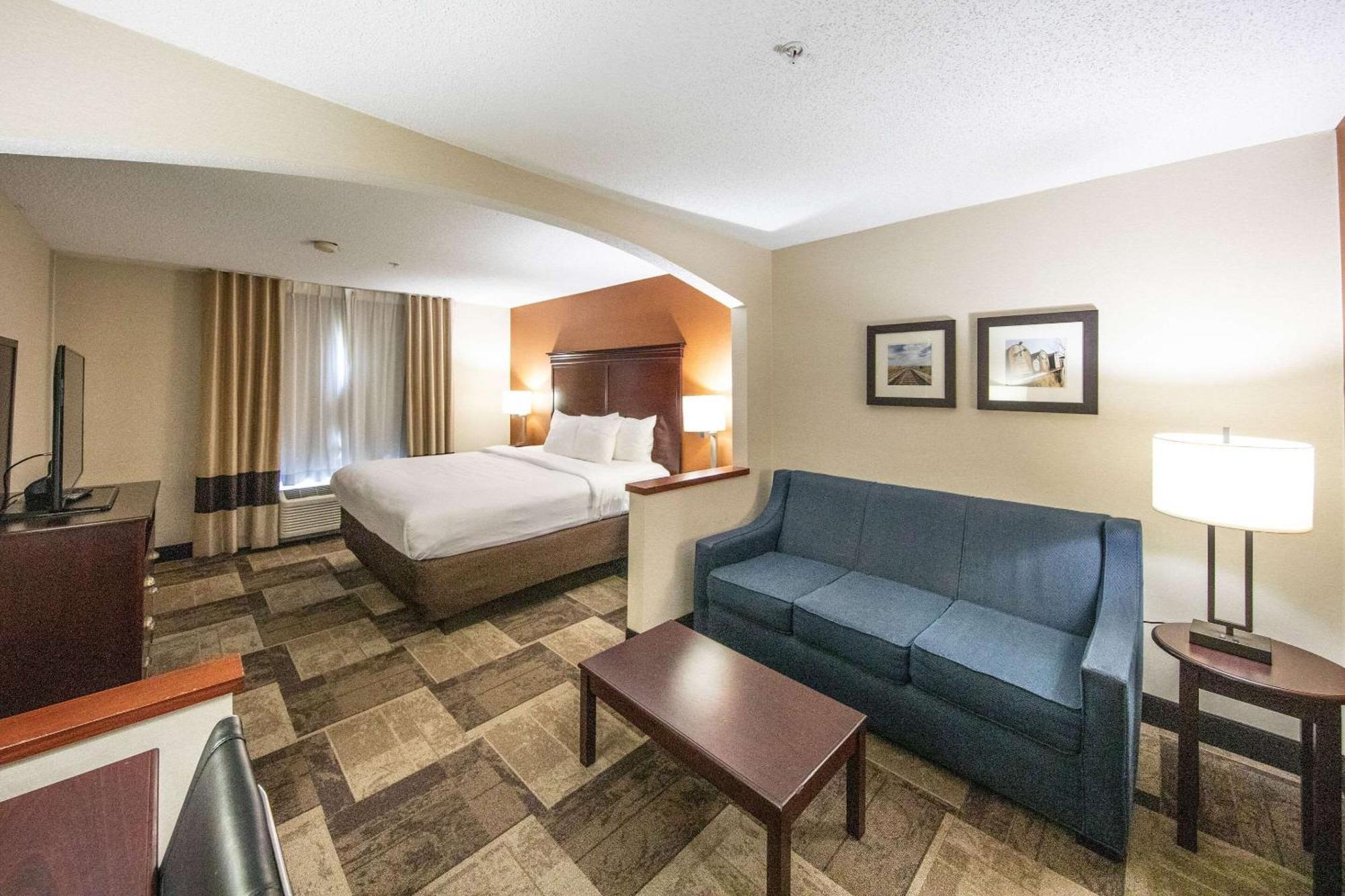 Comfort & 3* Hutchinson