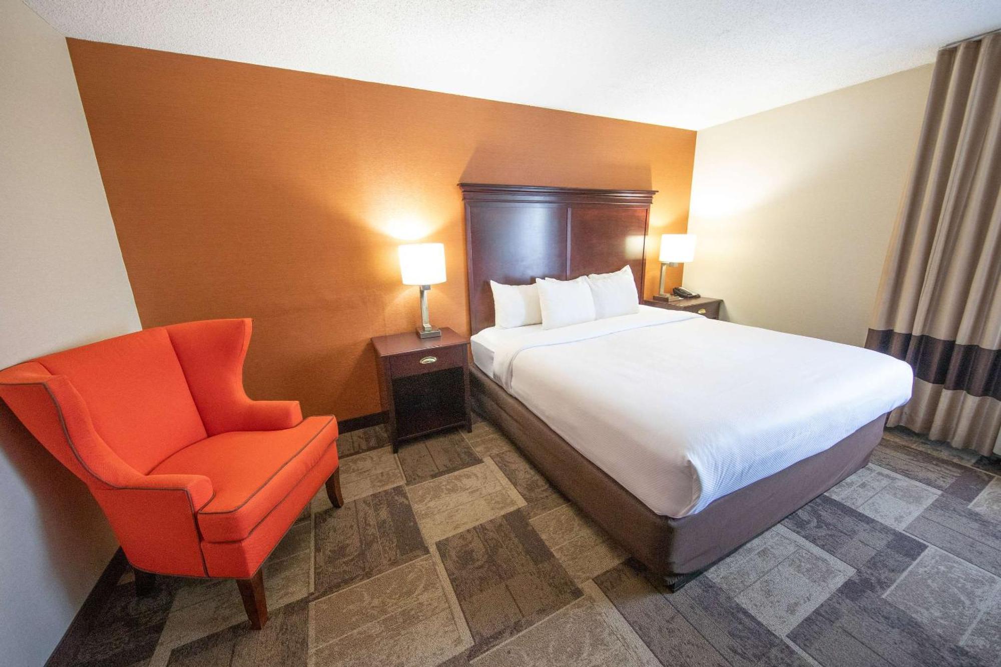 Hotel Comfort & 3*