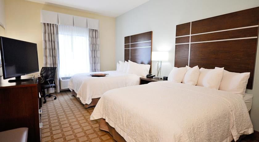Hotel Comfort & Hutchinson